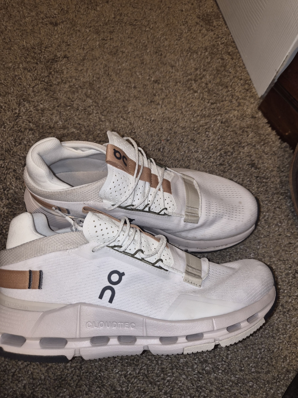 On Running Running Ladies Cloudnova White/Tan Running Shoes - Picture 6 of 6